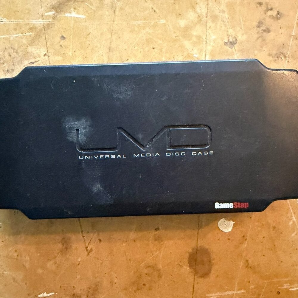 PSP Games - 8 games and case - Picture 2 of 4